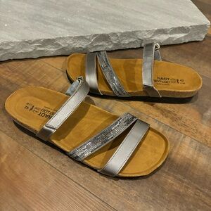 NAOT Women Sz 42 US 11-11.5 Columbus Mirror Lthr/Gray/Black Multi Rivets Sandal